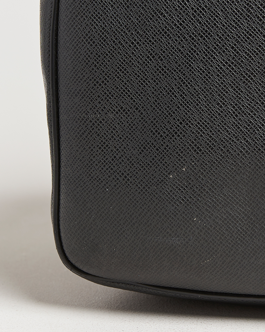 Mies | Louis Vuitton Pre-Owned Neo Kendall PM Bag Taiga Black | Louis Vuitton Pre-Owned | Neo Kendall PM Bag Taiga Black