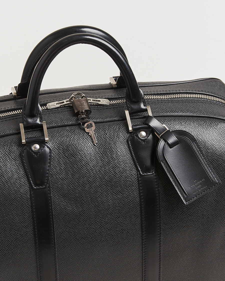 Mies | Louis Vuitton Pre-Owned Neo Kendall PM Bag Taiga Black | Louis Vuitton Pre-Owned | Neo Kendall PM Bag Taiga Black