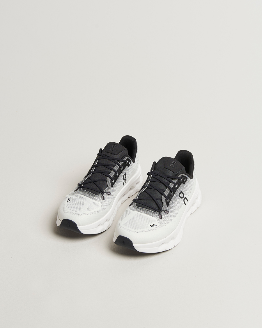 Mies | On Cloudtilt Black/Ivory | On | Cloudtilt Black/Ivory