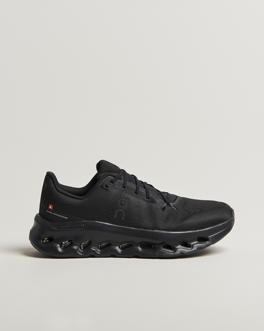 Mies | Tennarit | On | Cloudtilt Black/Black