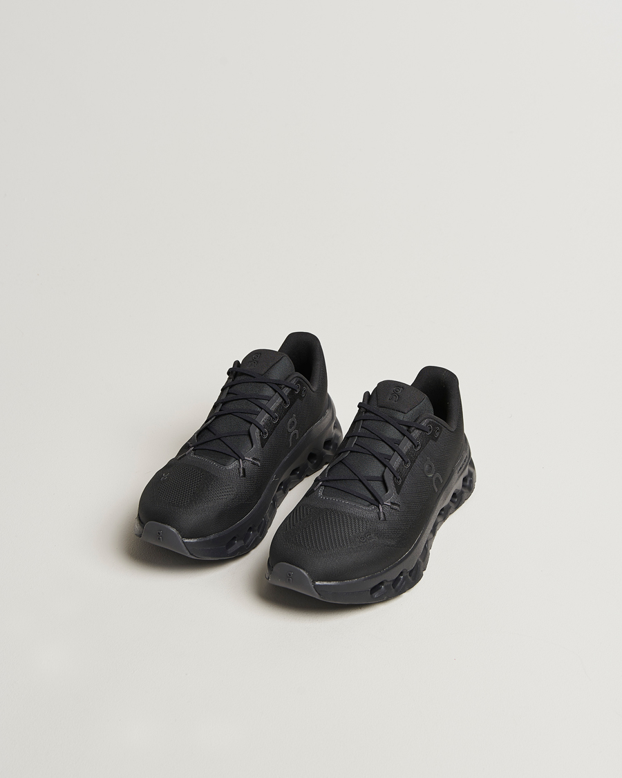 Mies | Tennarit | On | Cloudtilt Black/Black