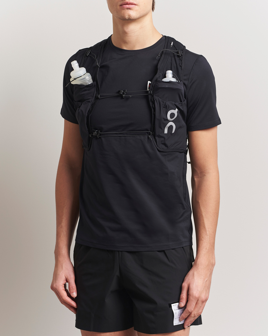 Mies | On Ultra Vest 10L Black | On | Ultra Vest 10L Black