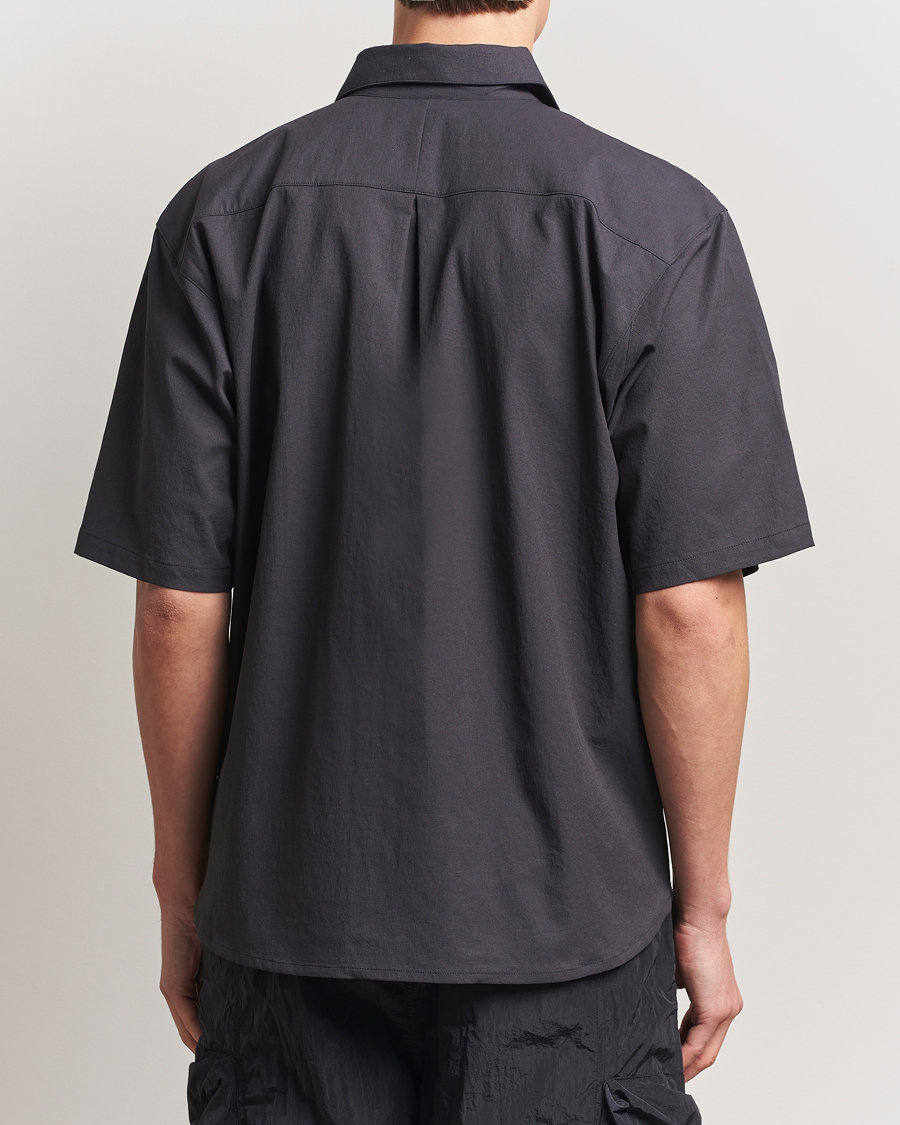 Mies | Kauluspaidat | Oakley | Fuel Short Sleeve Shirt Phantom
