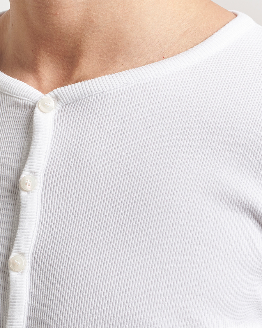 Mies | Puserot | Tiger of Sweden | Roye Long Sleeve Henley Pure White