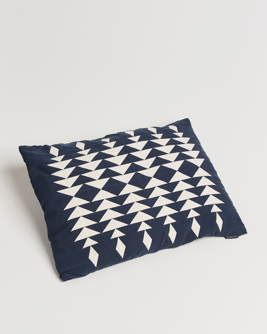 Mies | Pendleton Organic Cotton Matelasse Pillow Midnight Nova | Pendleton | Organic Cotton Matelasse Pillow Midnight Nova