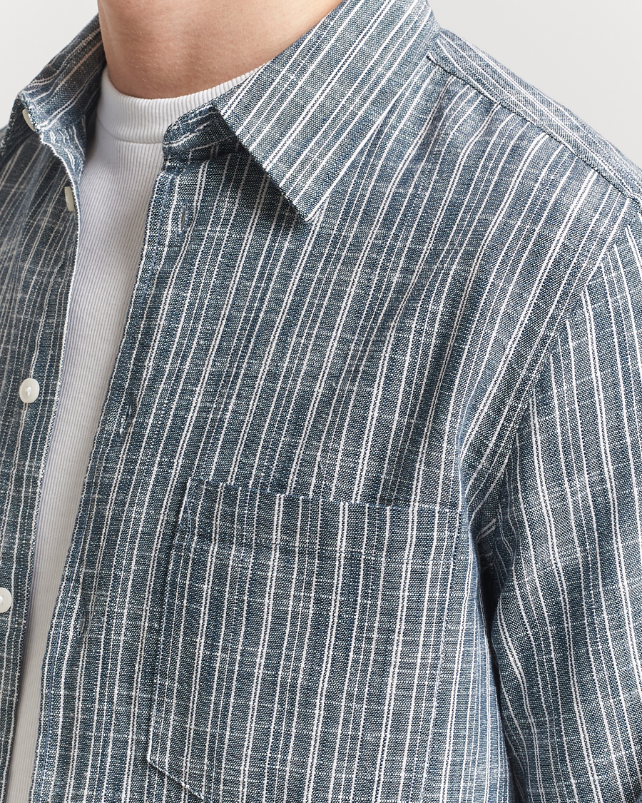 Mies | Kauluspaidat | Samsøe Samsøe | Liam Cotton/Linen Striped Shirt Orion Blue
