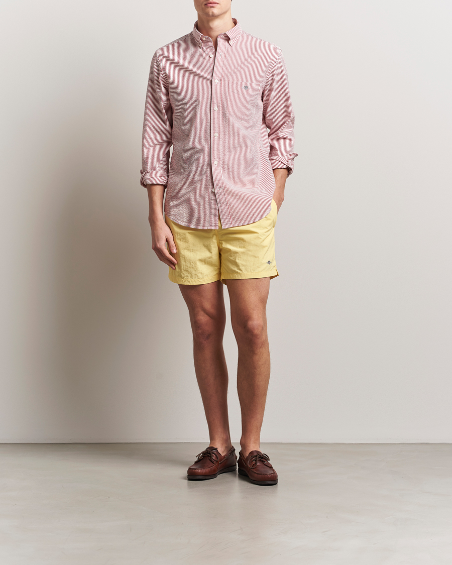 Mies | Uimahousut | GANT | Basic Swimshorts Banana Yellow
