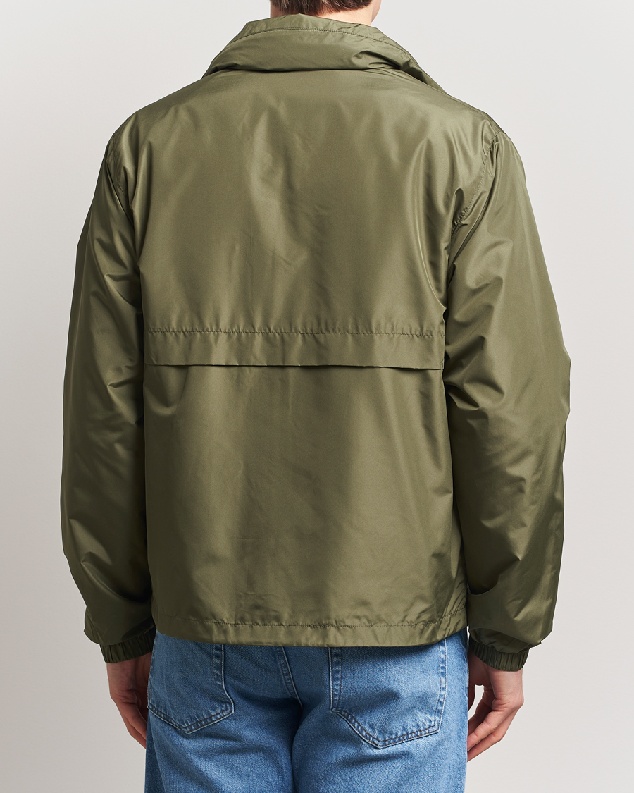 Mies | Takit | GANT | Lightweight Windshielder Jacket Juniper Green