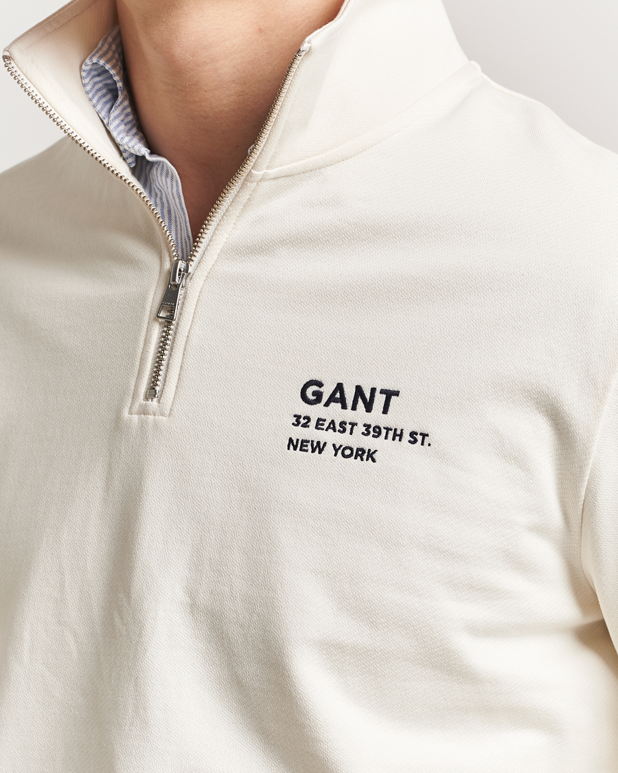 Mies | Puserot | GANT | Script Graphic Half Zip Sweater Cream