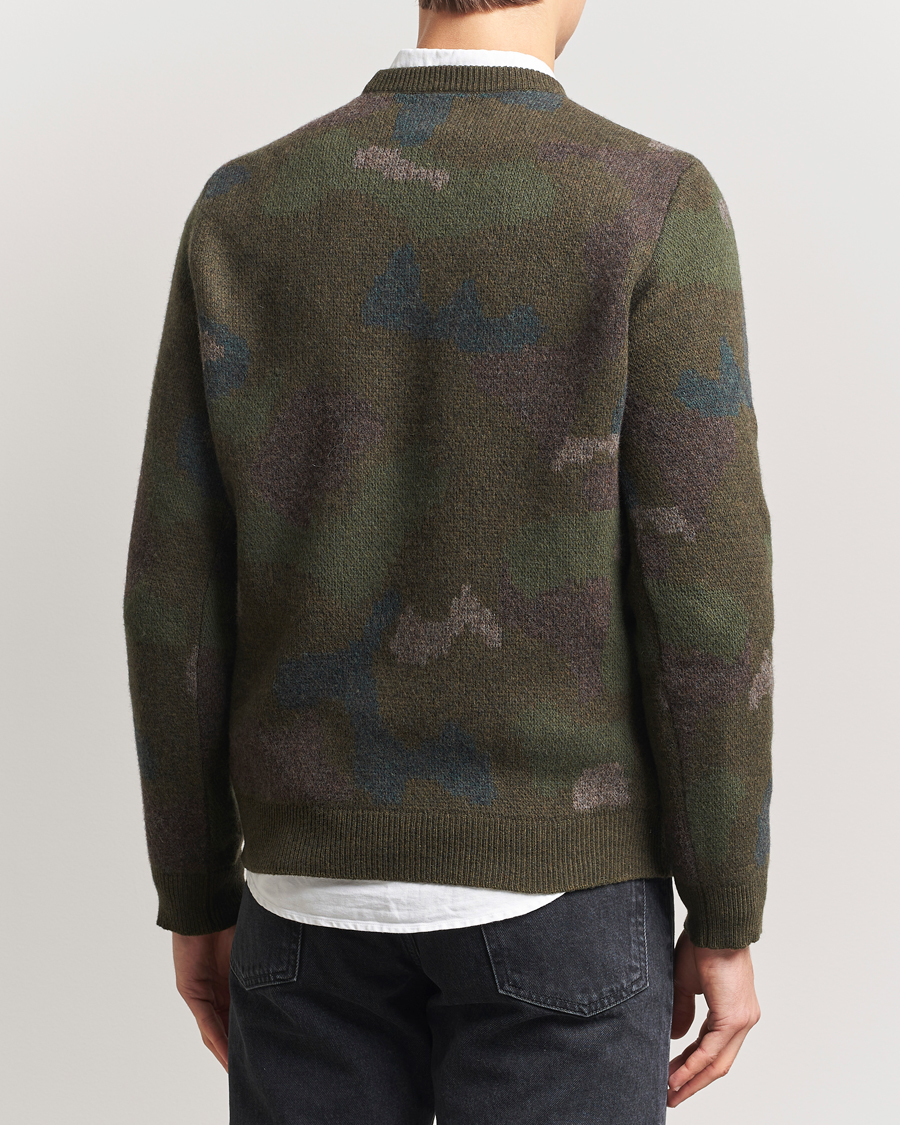 Mies | Puserot | Woolrich | Lambswool Crewneck by Todd Snyder Green Camo