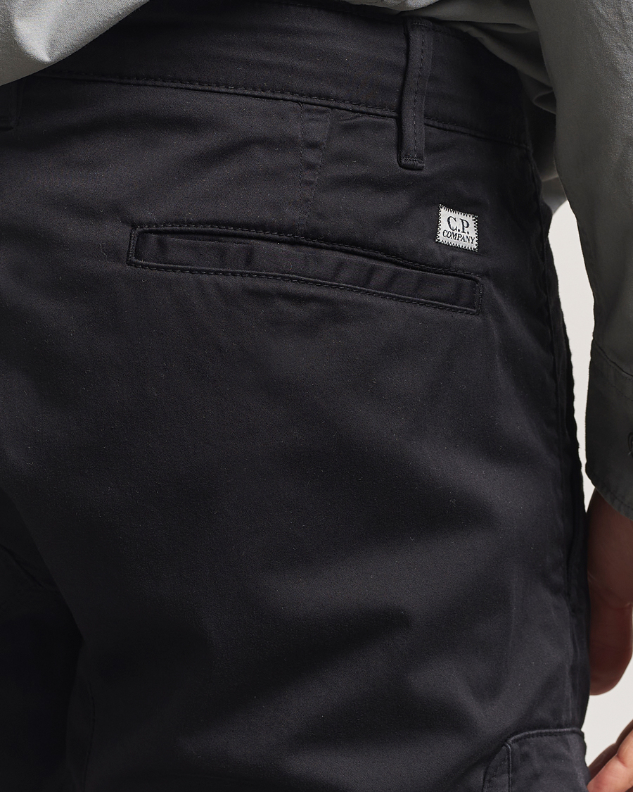Mies | Housut | C.P. Company | Satin Stretch Cargo Pants Black