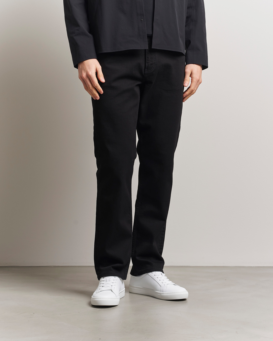 Mies | Farkut | J.Lindeberg | Cody Reg Jeans Stay Black