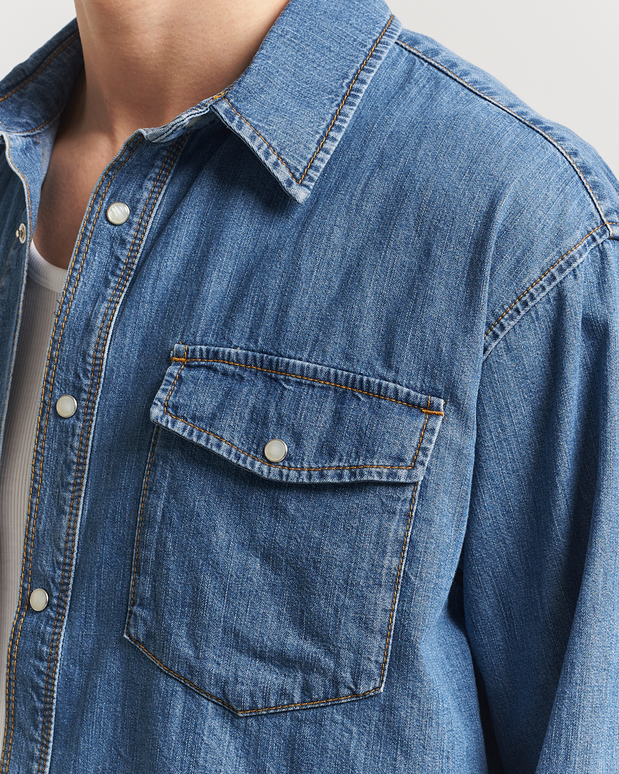 Mies | Kauluspaidat | Jeanerica | Arno Denim Shirt Light Blue Vintage