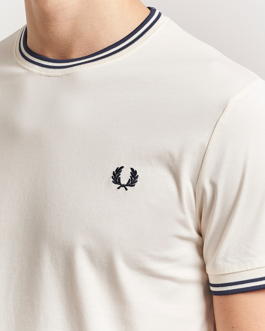 Mies | T-paidat | Fred Perry | Twin Tipped T-Shirt Ecru