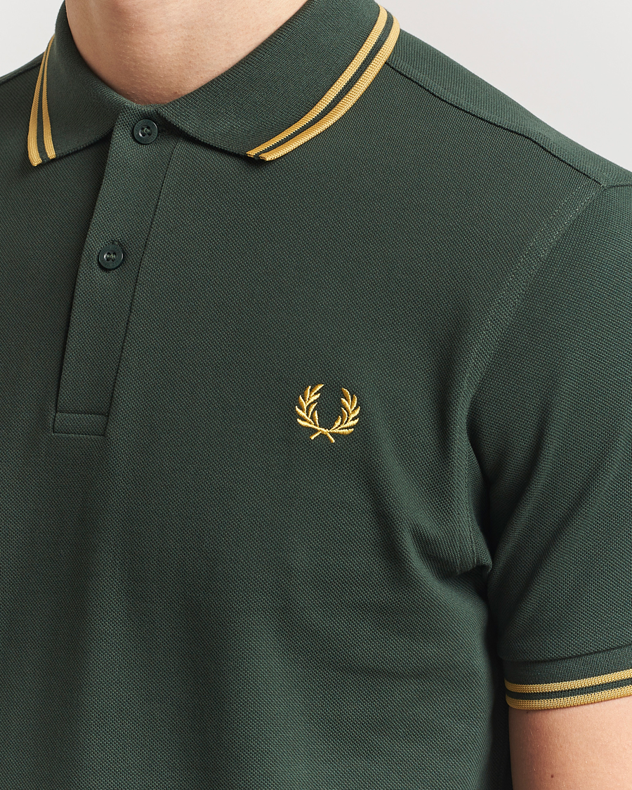 Mies | Pikeet | Fred Perry | Twin Tipped Polo Shirt Court Green
