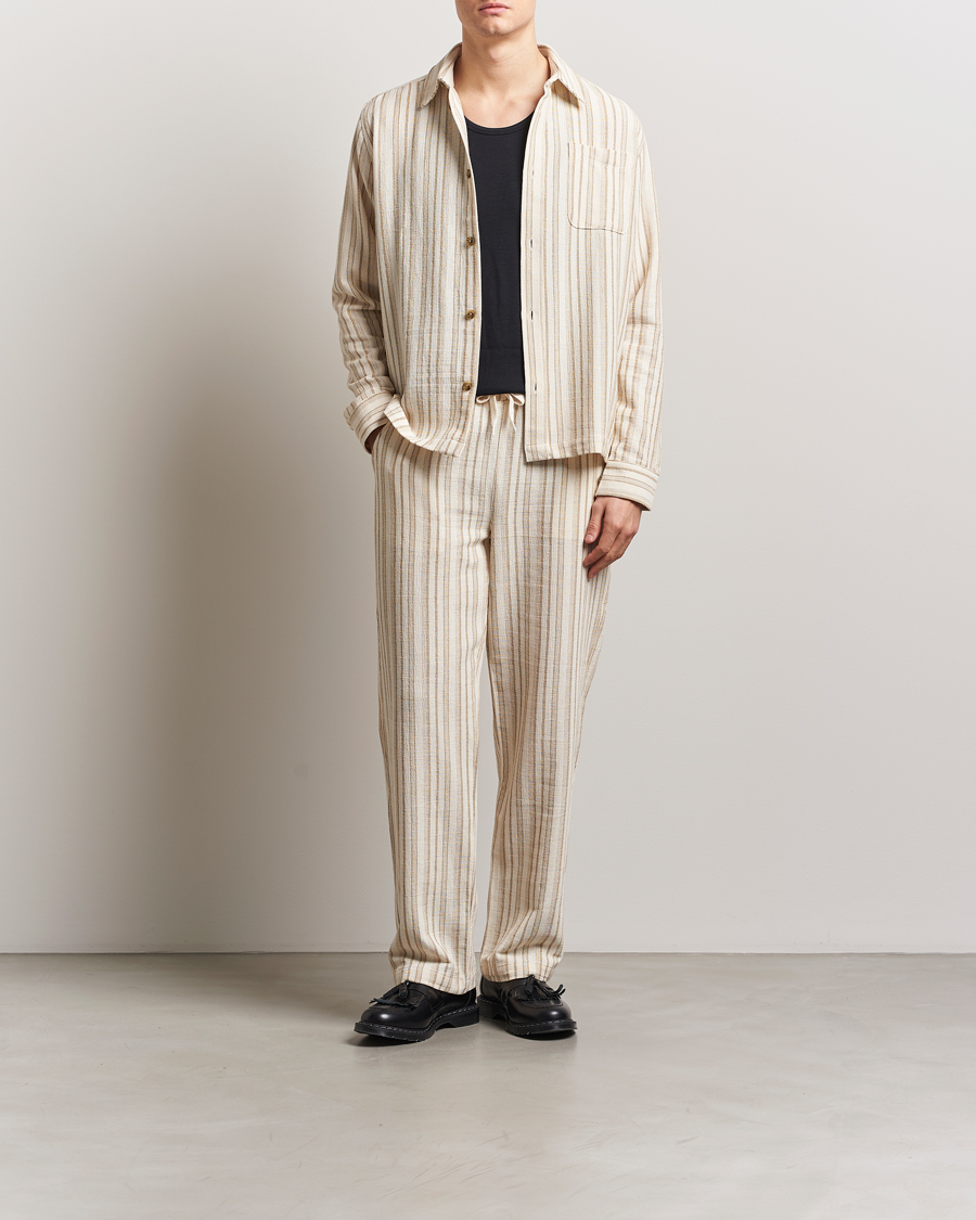 Mies | Kauluspaidat | LES DEUX | Shane Stripe Cotton Overshirt Ivory