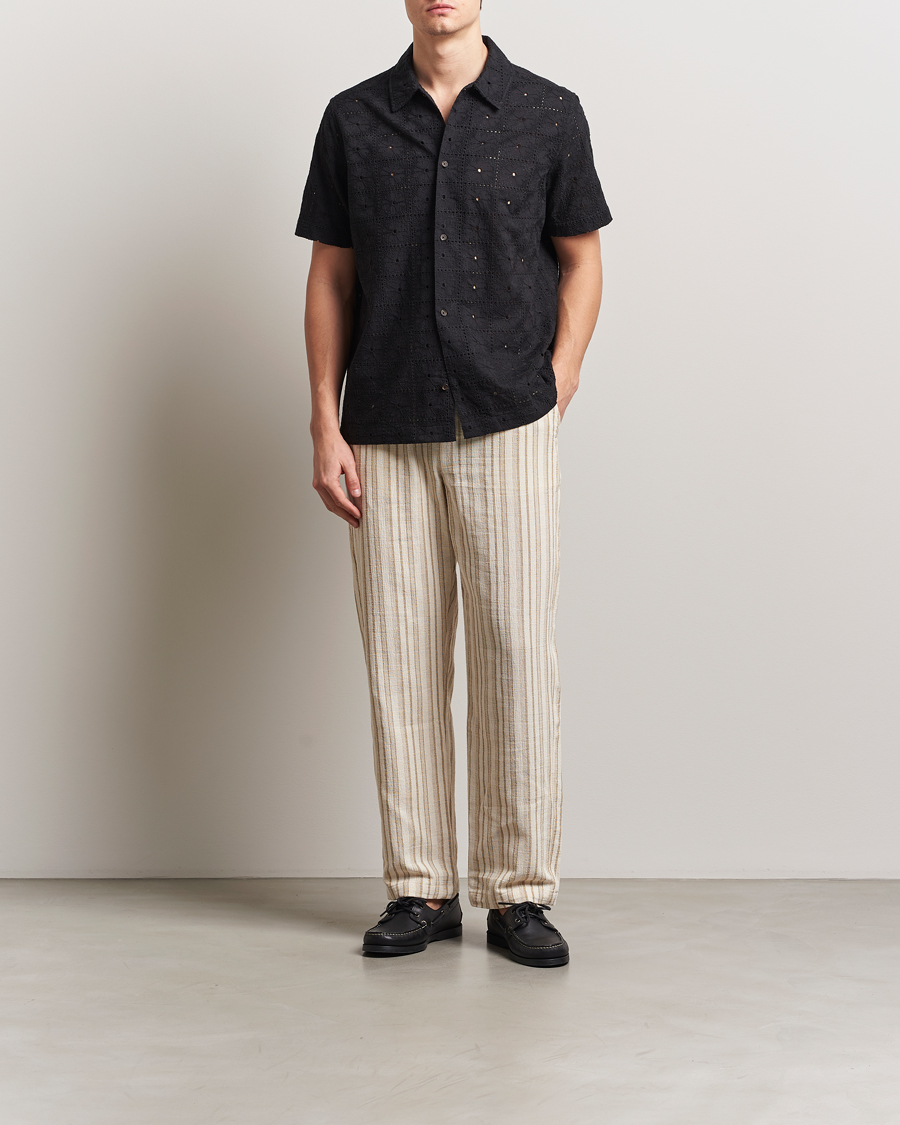 Mies | Kauluspaidat | LES DEUX | Hector Anglaise Short Sleeve Shirt Black