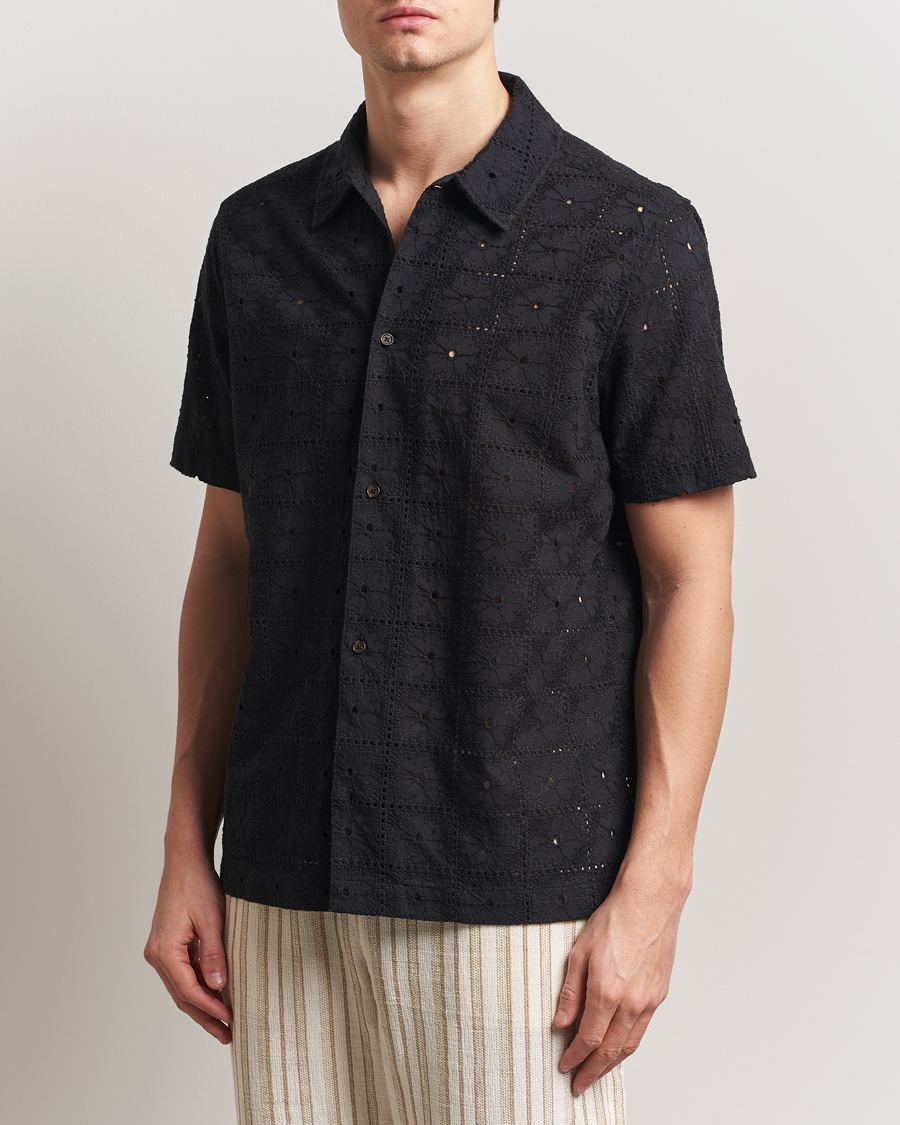 Mies | Kauluspaidat | LES DEUX | Hector Anglaise Short Sleeve Shirt Black