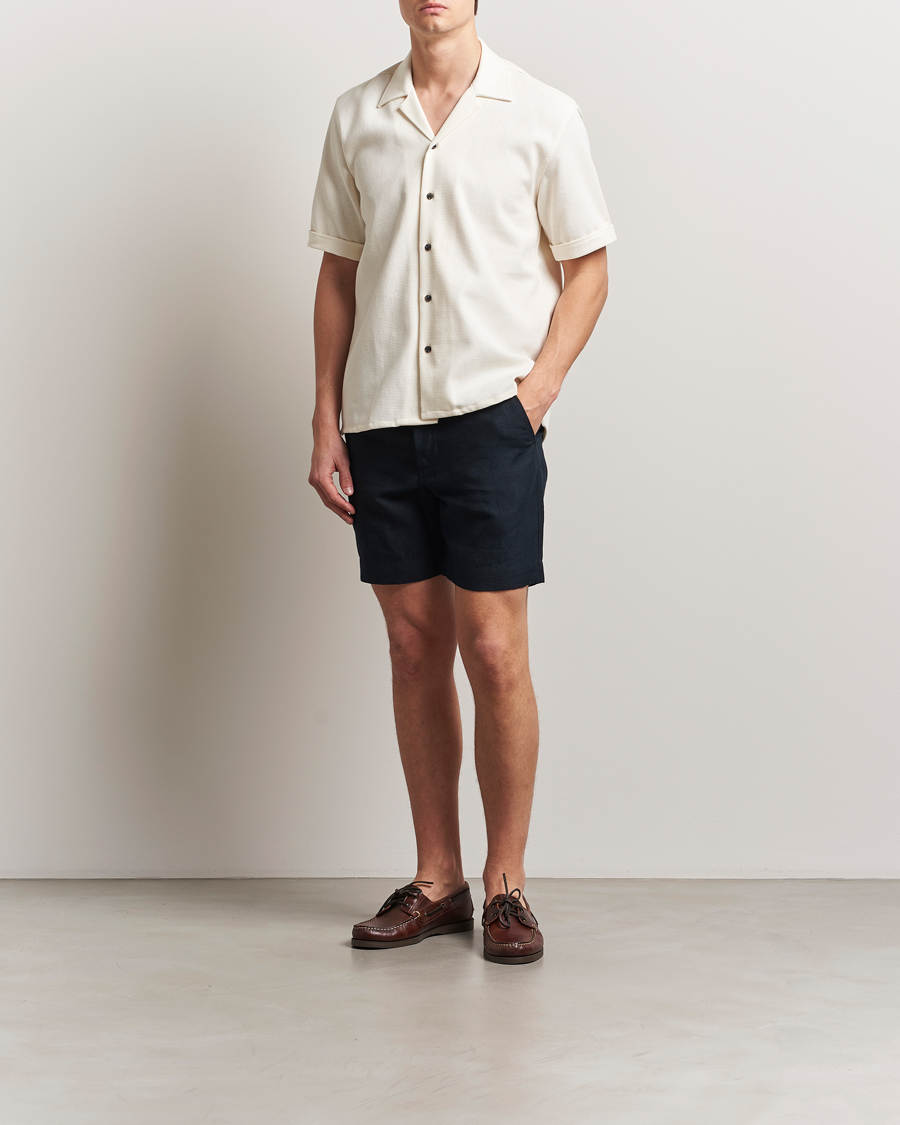Mies | Kauluspaidat | Peregrine | Quay Cuban Collar Shirt White