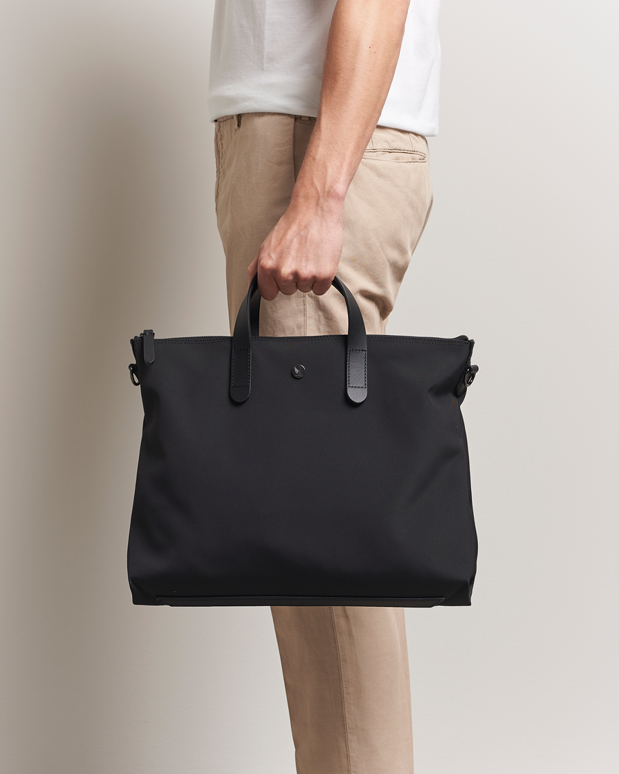 Mies | Laukut | Mismo | M/S Canvas Slim Brief Eclipse Black/Black