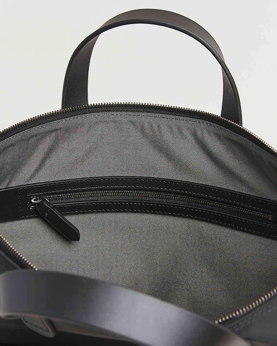 Mies | Laukut | Mismo | M/S Canvas Slim Brief Eclipse Black/Black