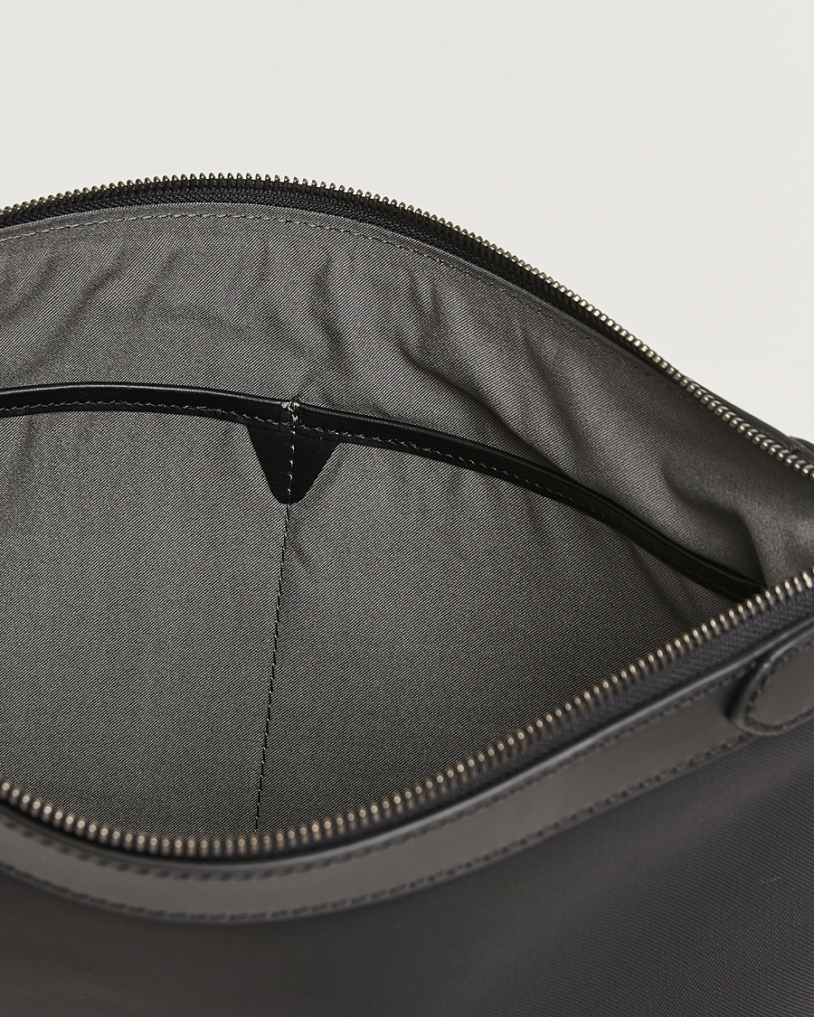 Mies | Laukut | Mismo | M/S Nylon Pouch Large Eclipse Black/Black