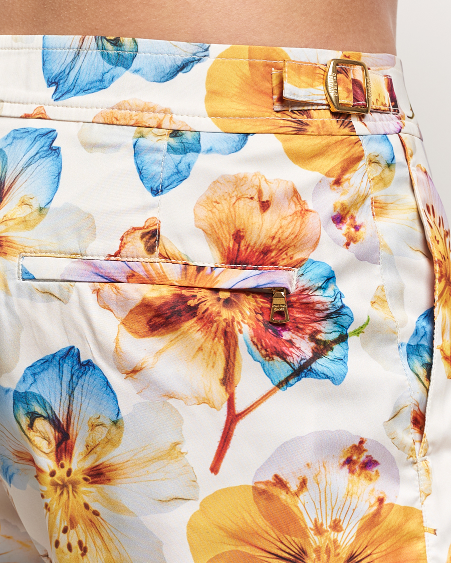 Mies | Uimahousut | Orlebar Brown | Bulldog Oshibana Printed Swimshorts White Sand
