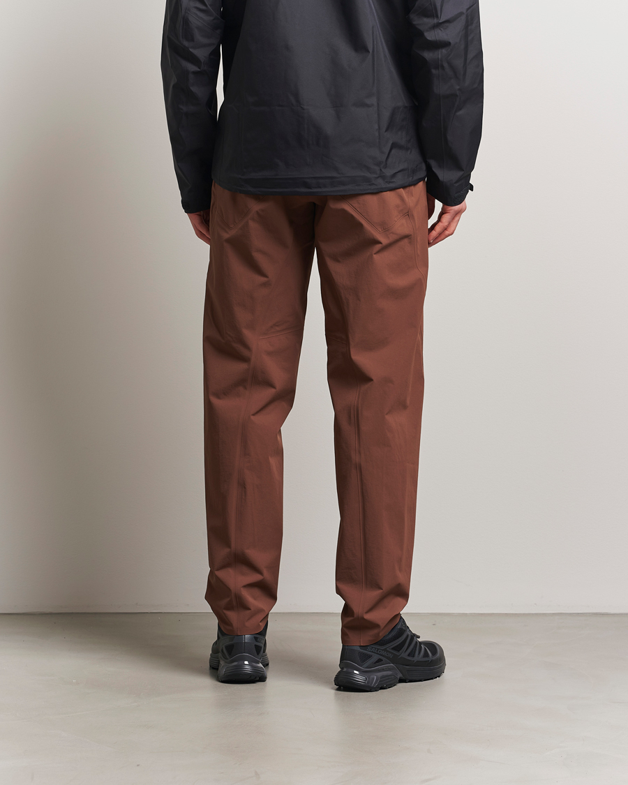 Mies | Housut | Arc'teryx Veilance | Voronoi Softshell Pants Ganache