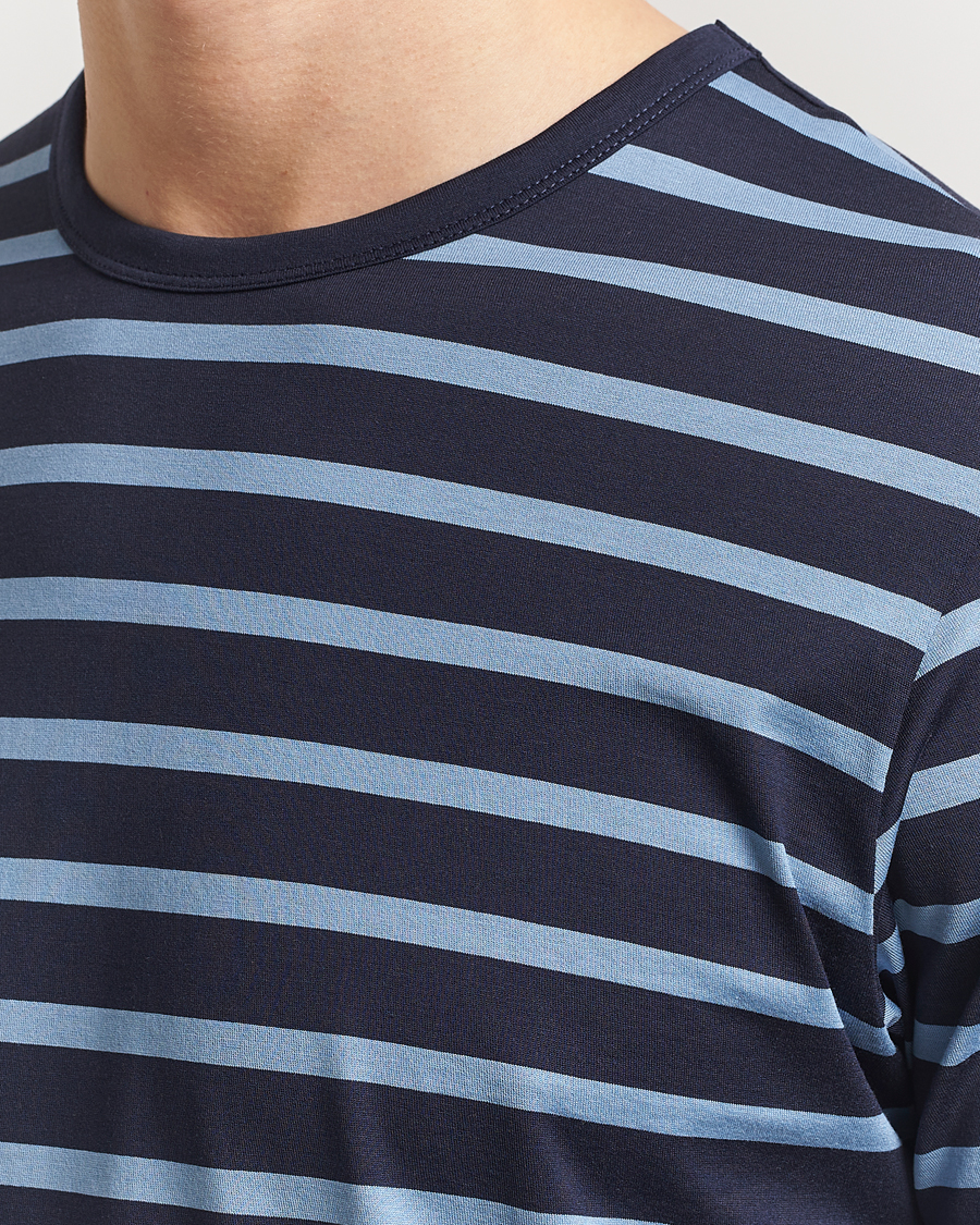 Mies | T-paidat | Sunspel | Striped Crew Neck Q82 Cotton T-Shirt Navy/Como Blue