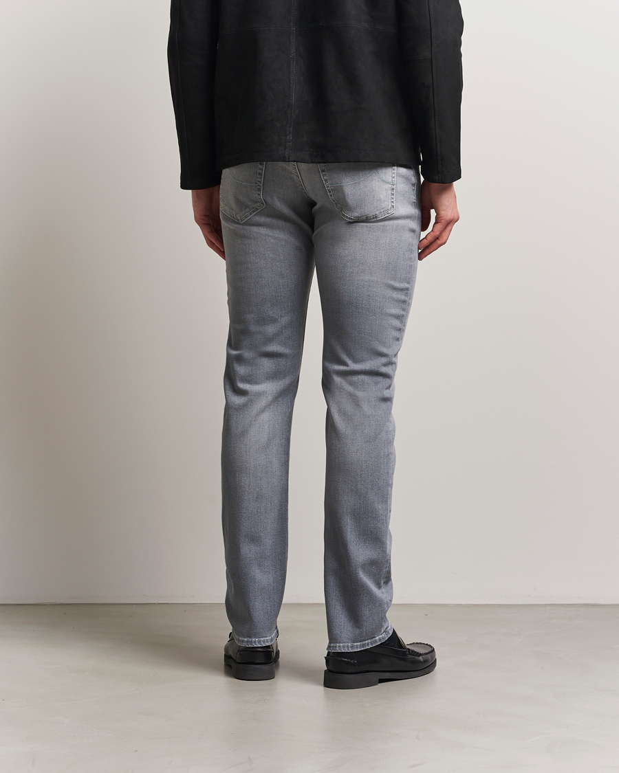 Mies | Farkut | Jacob Cohën | Nick Slim Fit Stretch Jeans Light Grey