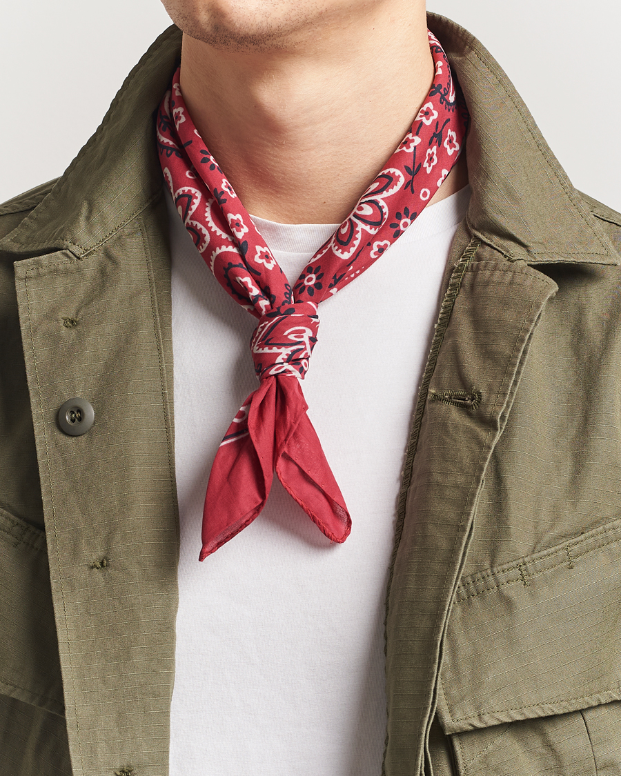 Mies | Huivit | Drake's | Drake'sClassic Paisley BandanaRed