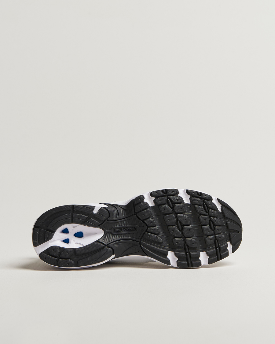 Mies | Tennarit | New Balance | 530 Sneakers White
