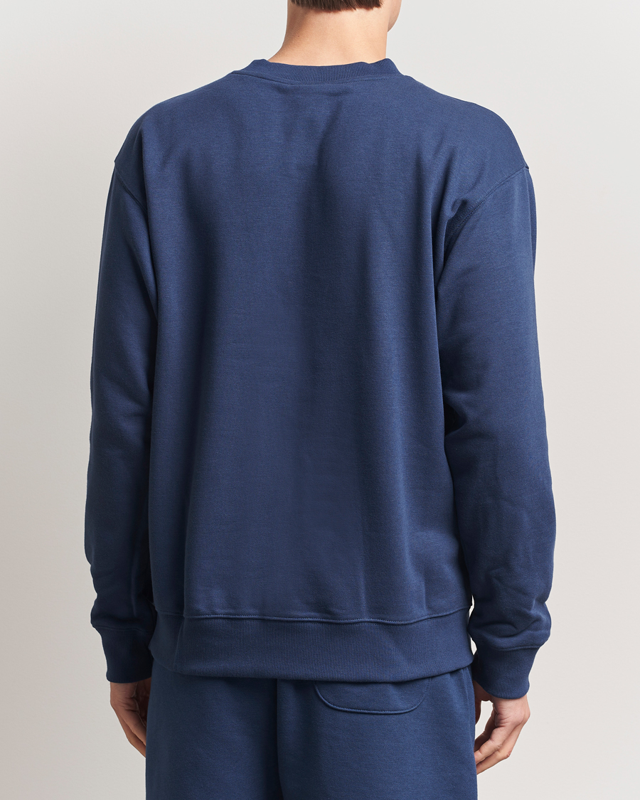 Mies | Puserot | New Balance | Essentials French Terry Sweatshirt Navy