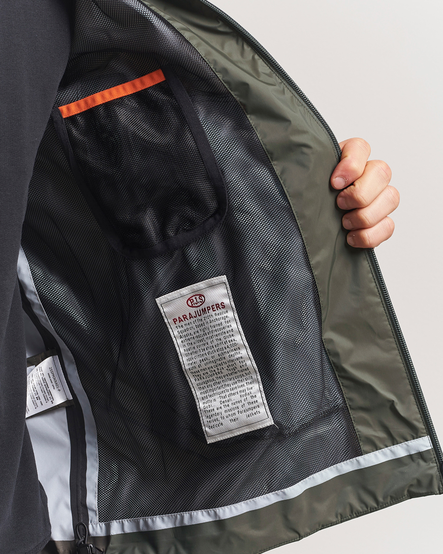 Mies | Takit | Parajumpers | Aso Rain Hooded Jacket Dark Mud