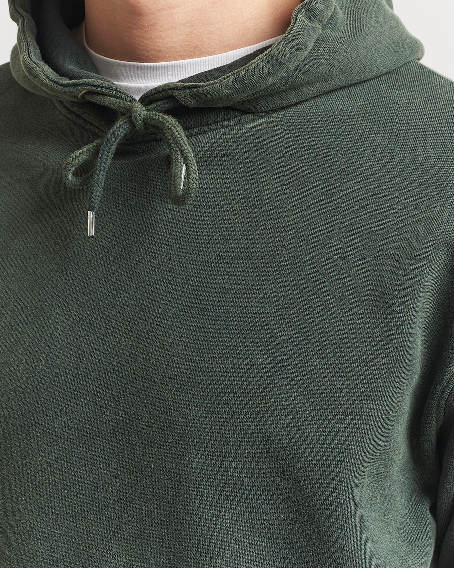 Mies | Puserot | Colorful Standard | Classic Organic Hood Midnight Forest