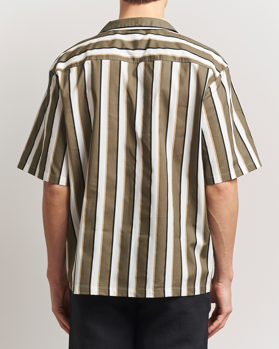 Mies | Kauluspaidat | HUGO | Eligino Striped Short Sleeve Shirt Open Green