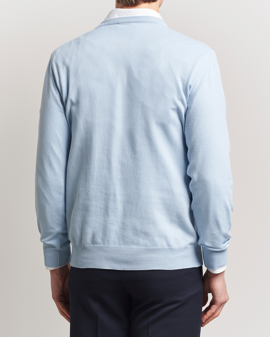 Mies | Puserot | Morgano | Supersoft Egyptian Cotton V-Neck Light Blue