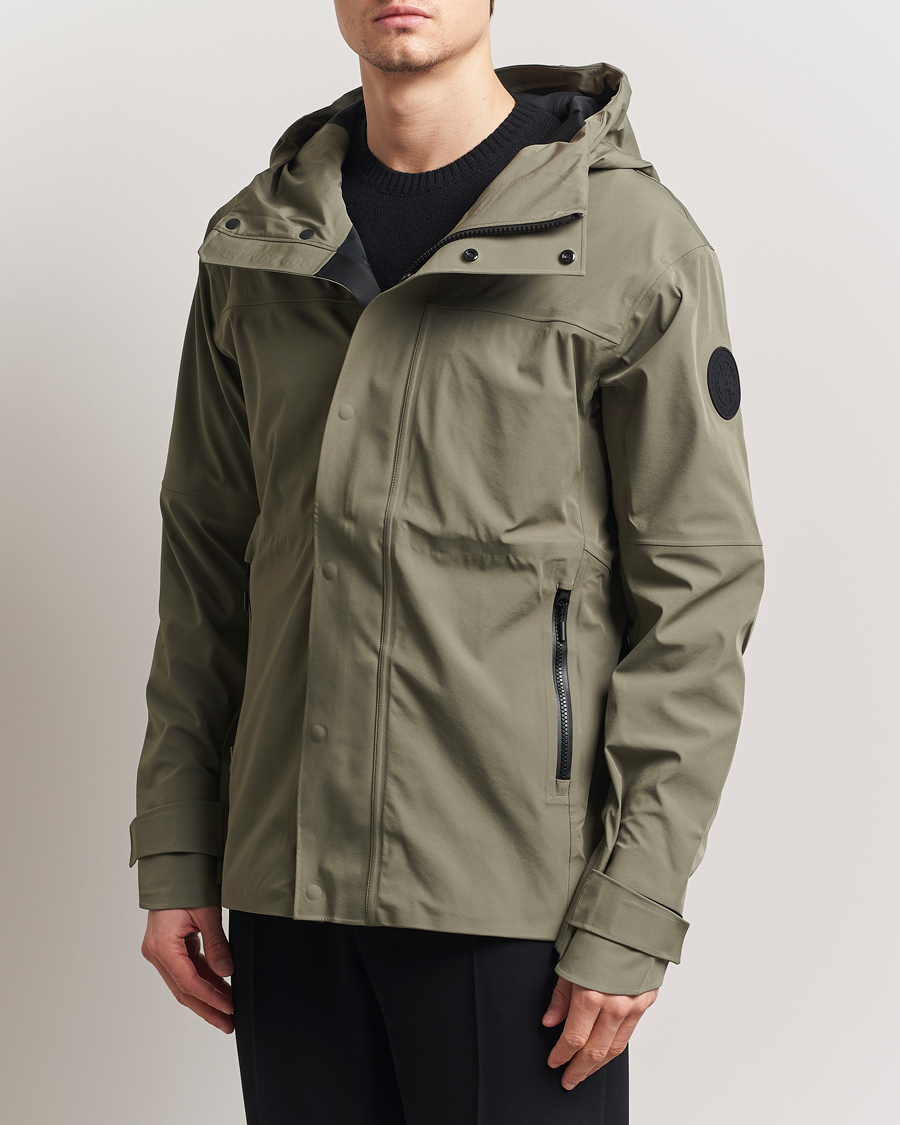 Mies | Takit | Canada Goose Black Label | Rupert Rain Jacket Smokey Sage