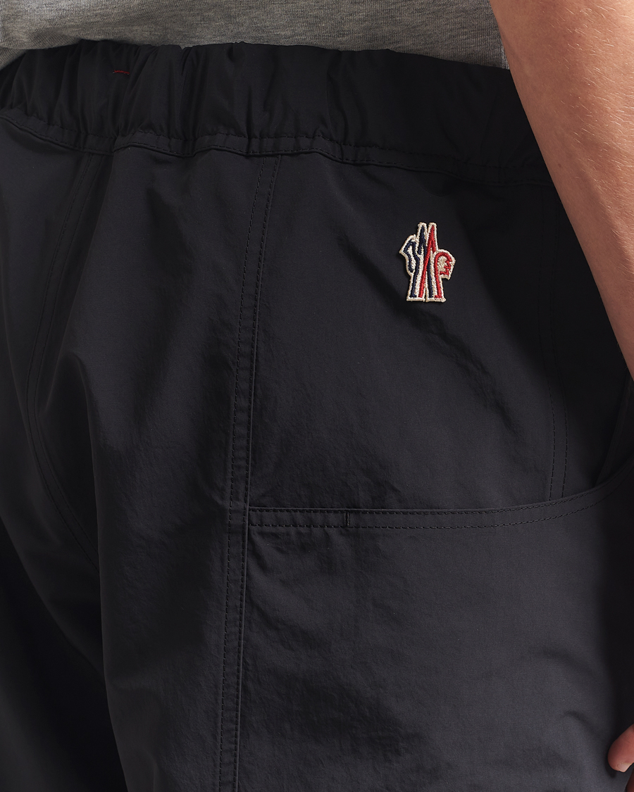 Mies | Shortsit | Moncler Grenoble | Hiking Shorts Black