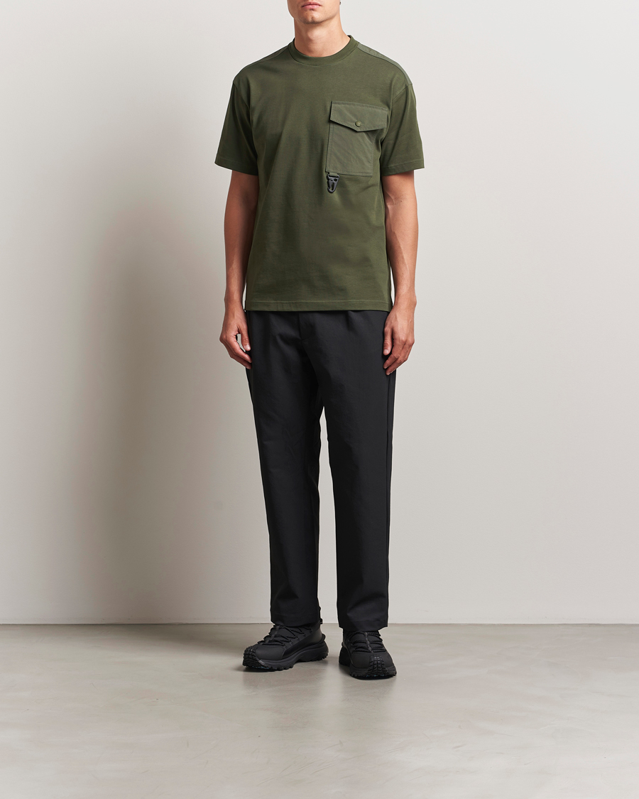 Mies | T-paidat | Moncler Grenoble | Utility Pocket T-Shirt Military