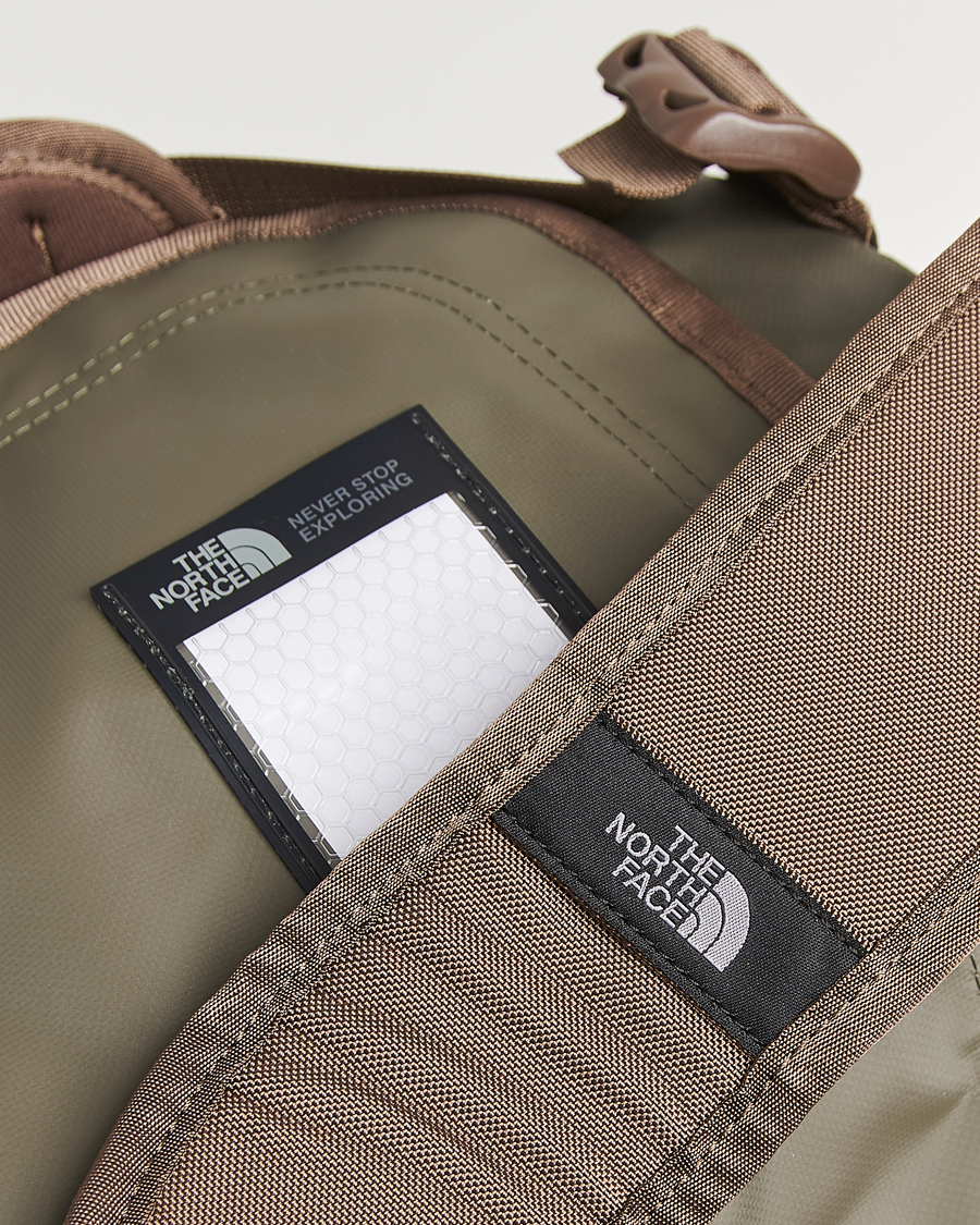 Mies | The North Face Base Camp Duffel S New Taupe Green | The North Face | Base Camp Duffel S New Taupe Green