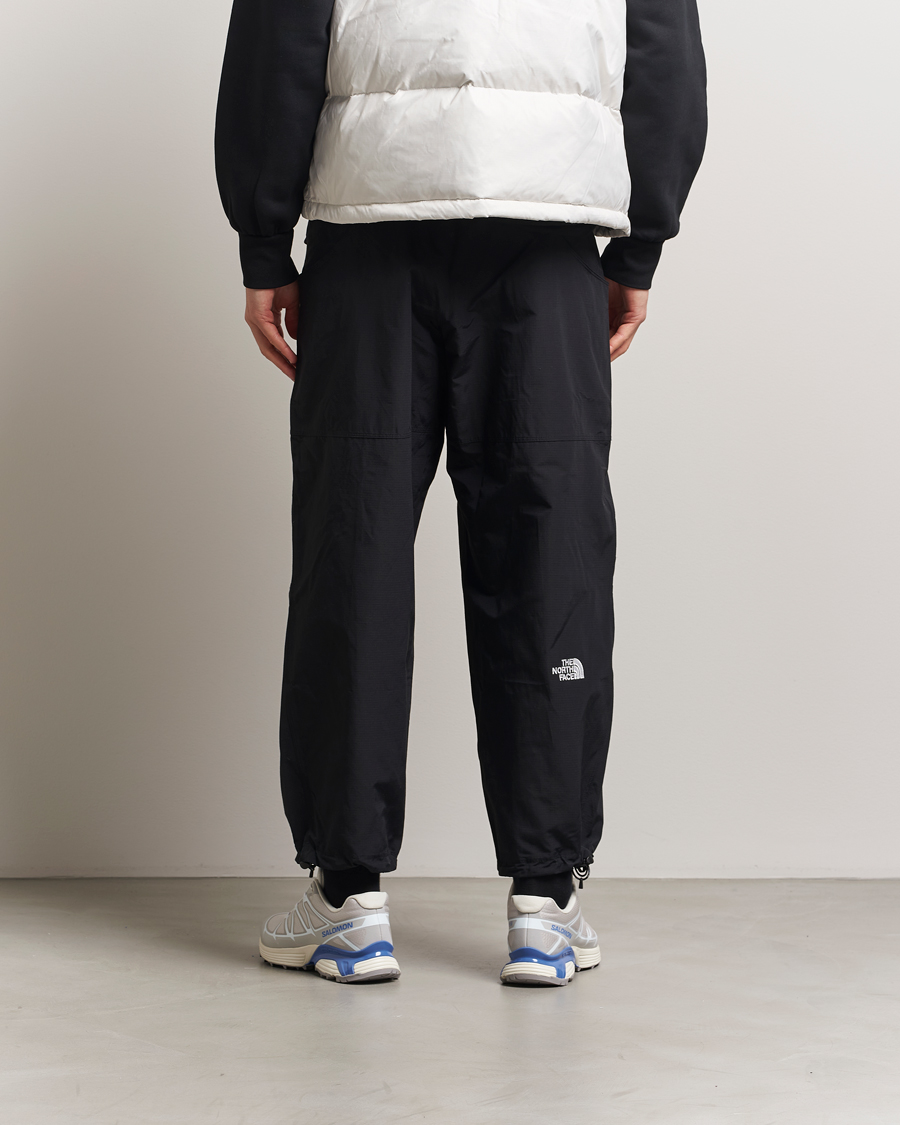 Mies | Housut | The North Face | NSE Pants Black