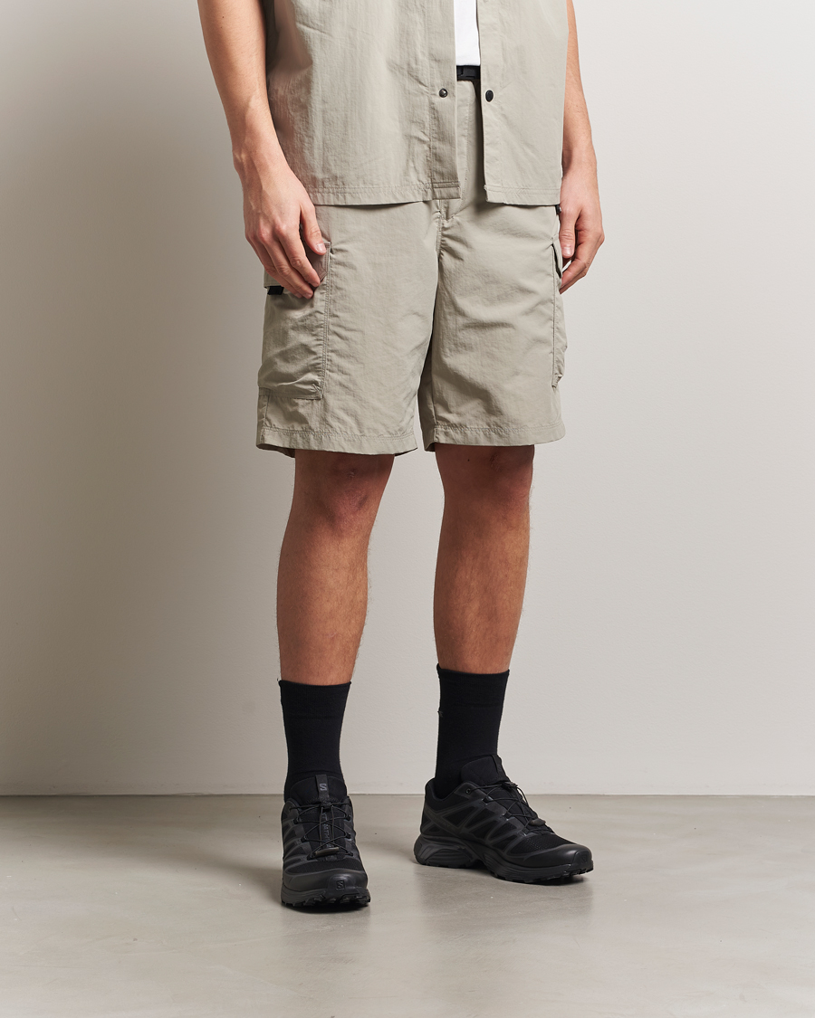 Mies | Shortsit | The North Face | NSE Shorts Clay Grey