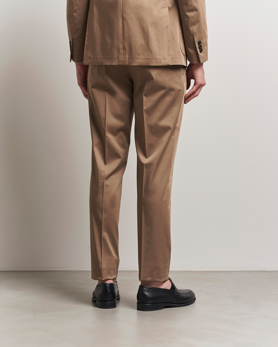 Mies | Housut | Lardini | Pleated Cotton Stretch Trousers Light Brown