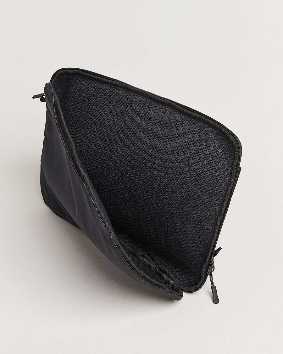 Mies | Snow Peak Everyday Use Laptop Case Black | Snow Peak | Everyday Use Laptop Case Black