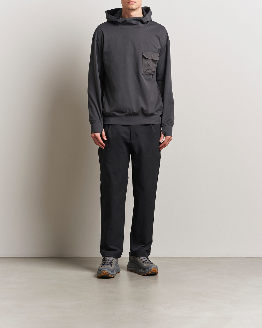 Mies | Puserot | Snow Peak | Insect Shield Hoodie Charcoal