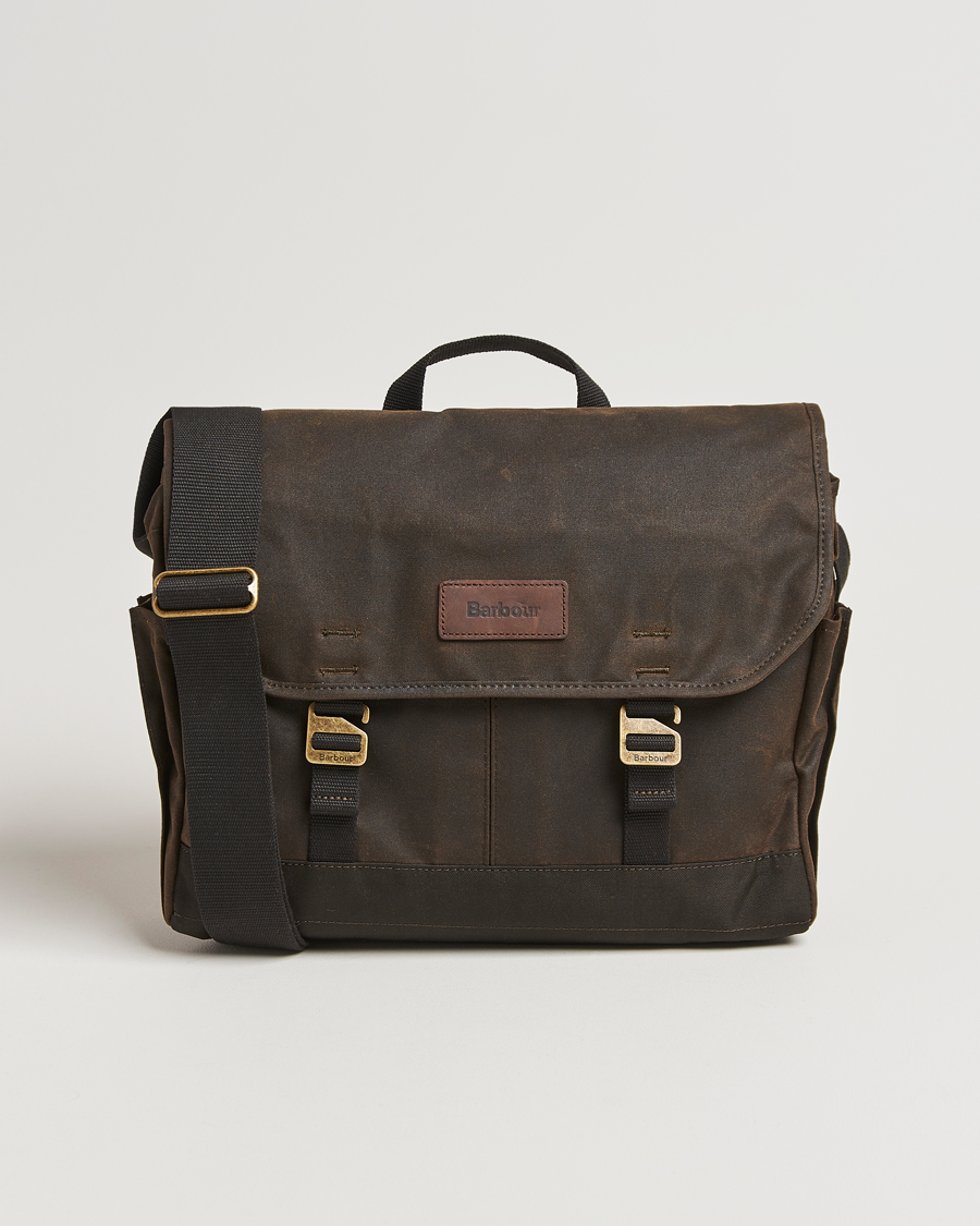 Mies | Barbour Lifestyle Essential Wax Messenger Bag Olive | Barbour Lifestyle | Essential Wax Messenger Bag Olive