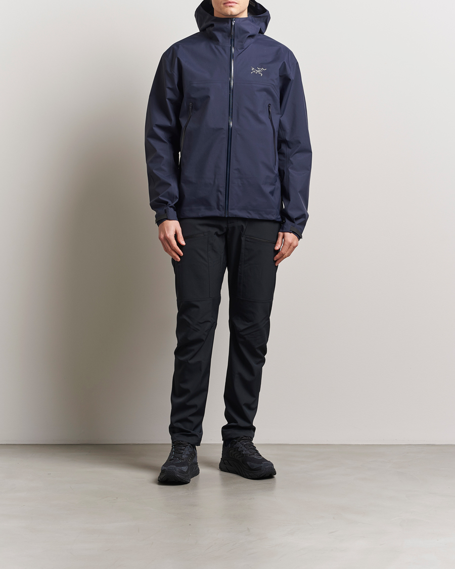 Mies | Takit | Arc'teryx | Beta Gore-Tex Jacket Black Sapphire