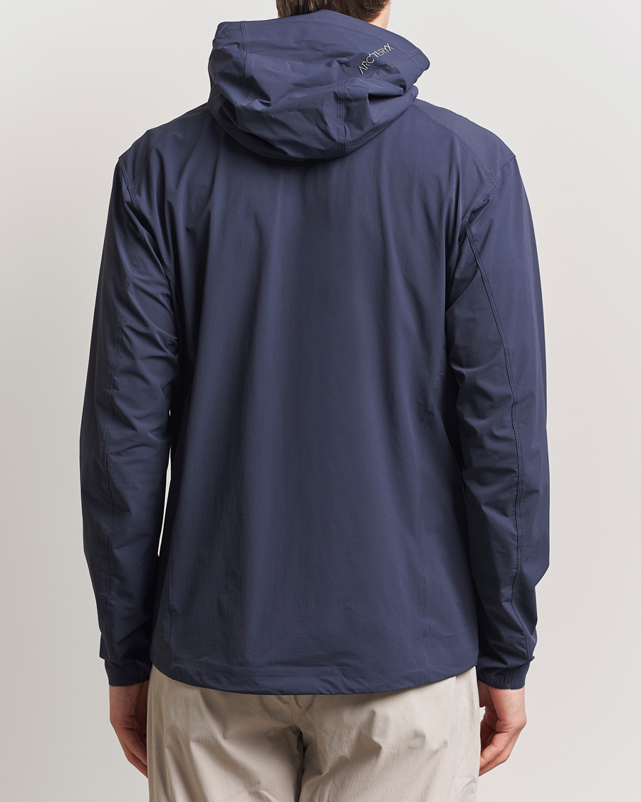 Mies | Takit | Arc'teryx | Gamma Lightweight Softshell Hooded Jacket Black Sapphire