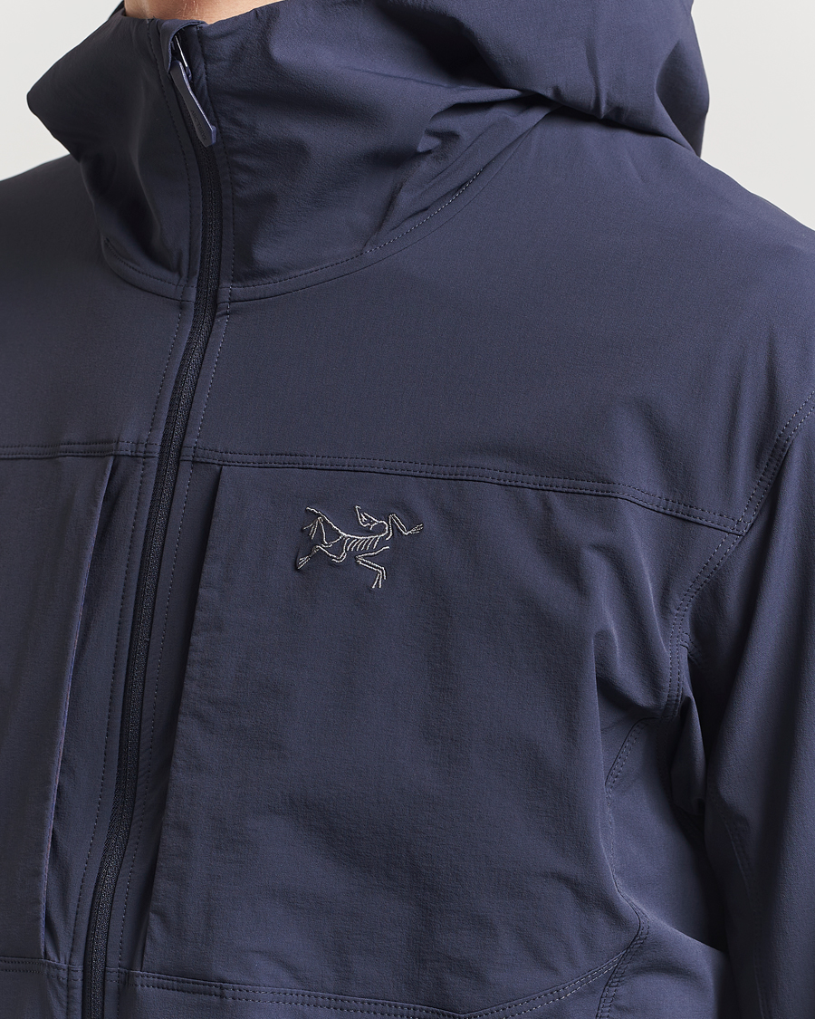 Mies | Takit | Arc'teryx | Gamma Lightweight Softshell Hooded Jacket Black Sapphire